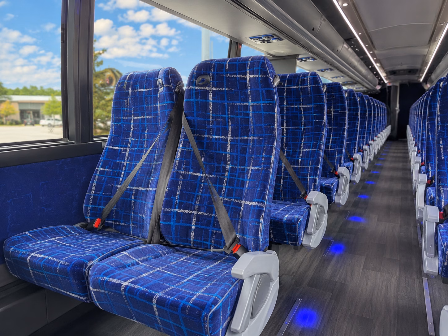 apple valley rent a charter bus for your apple valley school field trip