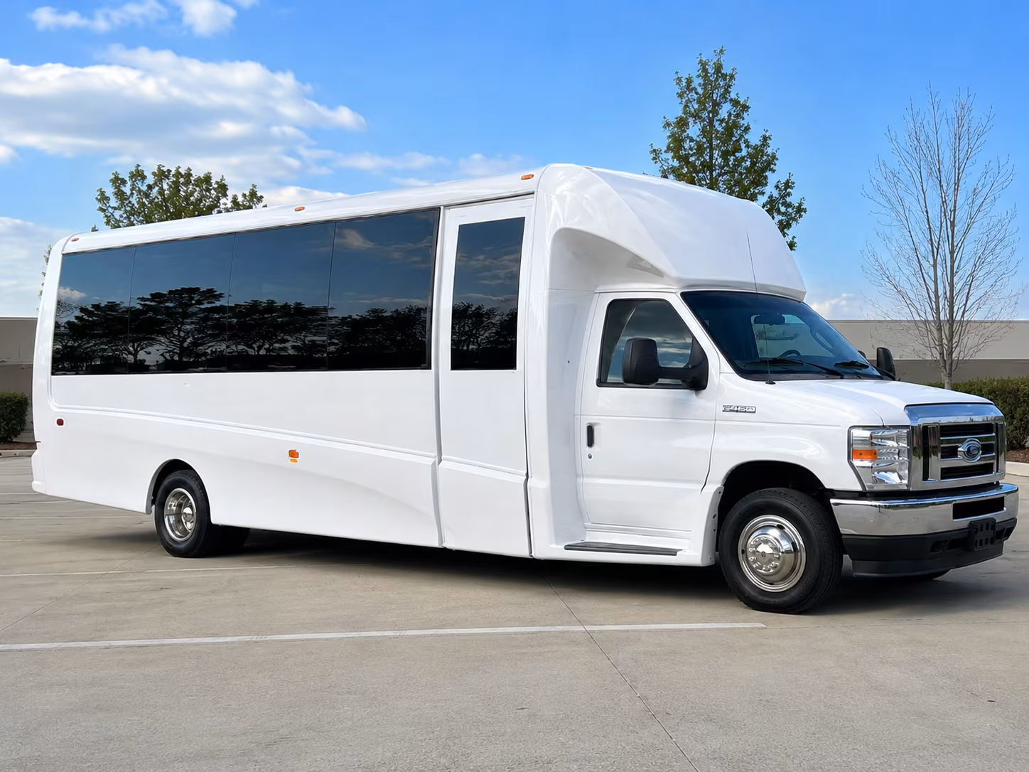 compare airport transfer buses to msp for your whole group
