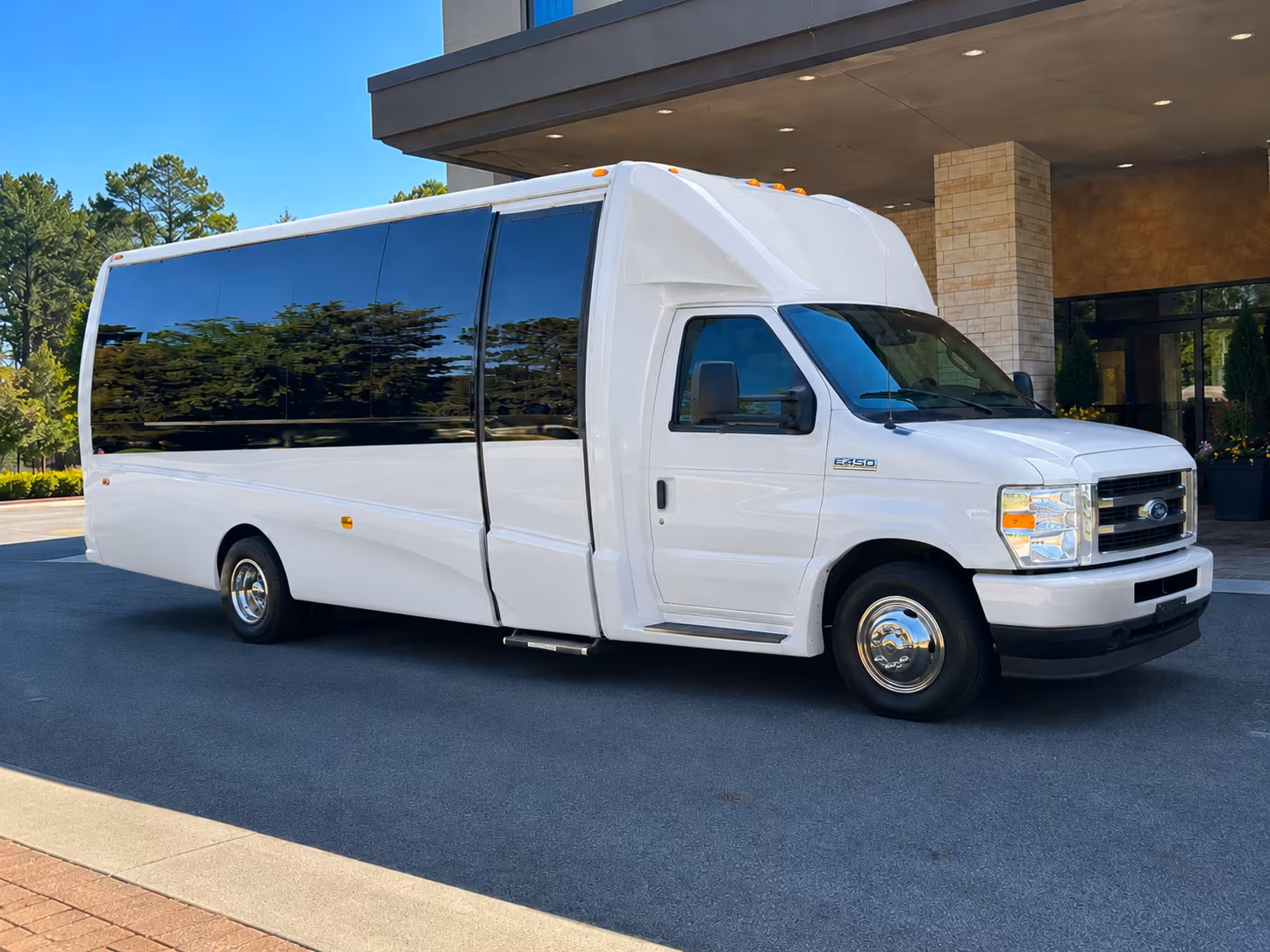 for quick and easy corporate transportation quotes in lakeville lakevillecharterbuscompany com has you covered