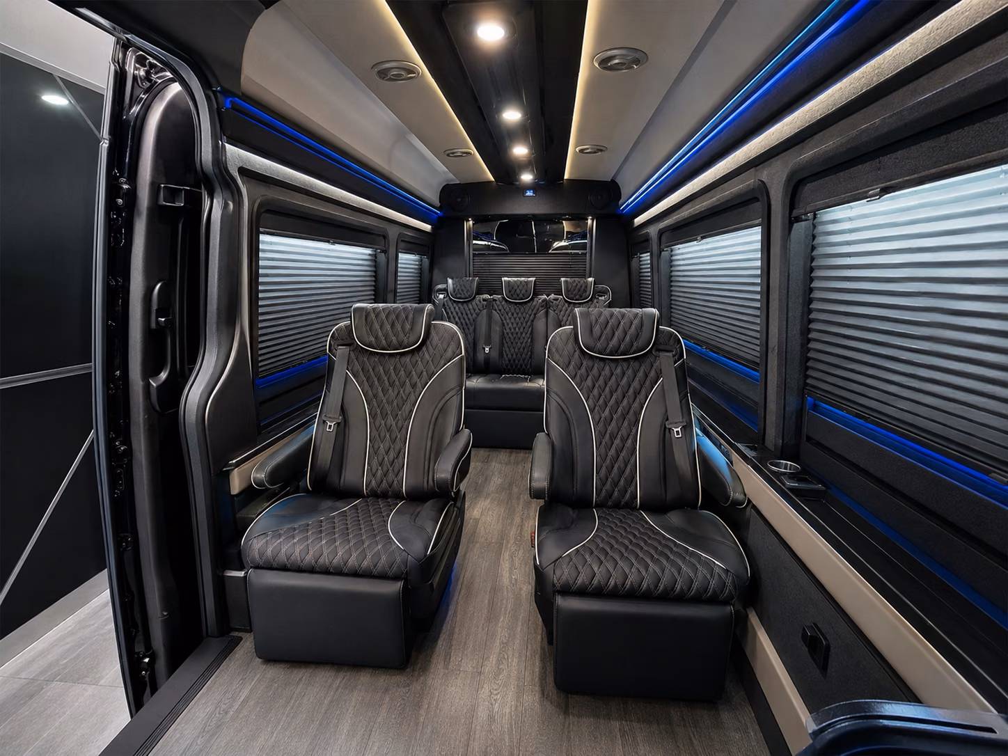 for quick and easy msp airport shuttles for your lakeville employees