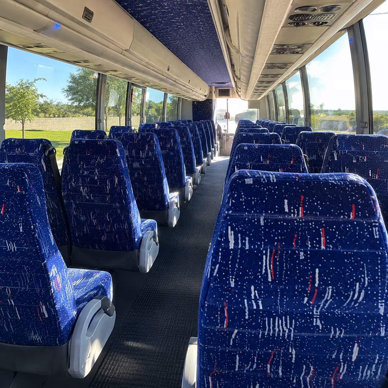 for the best msp charter bus pickup know where to stage your group