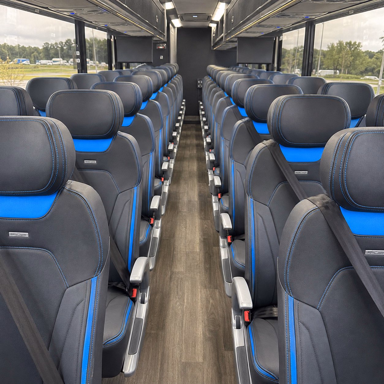 lakevillecharterbuscompany com can help you move shift workers across lakeville s industrial parks