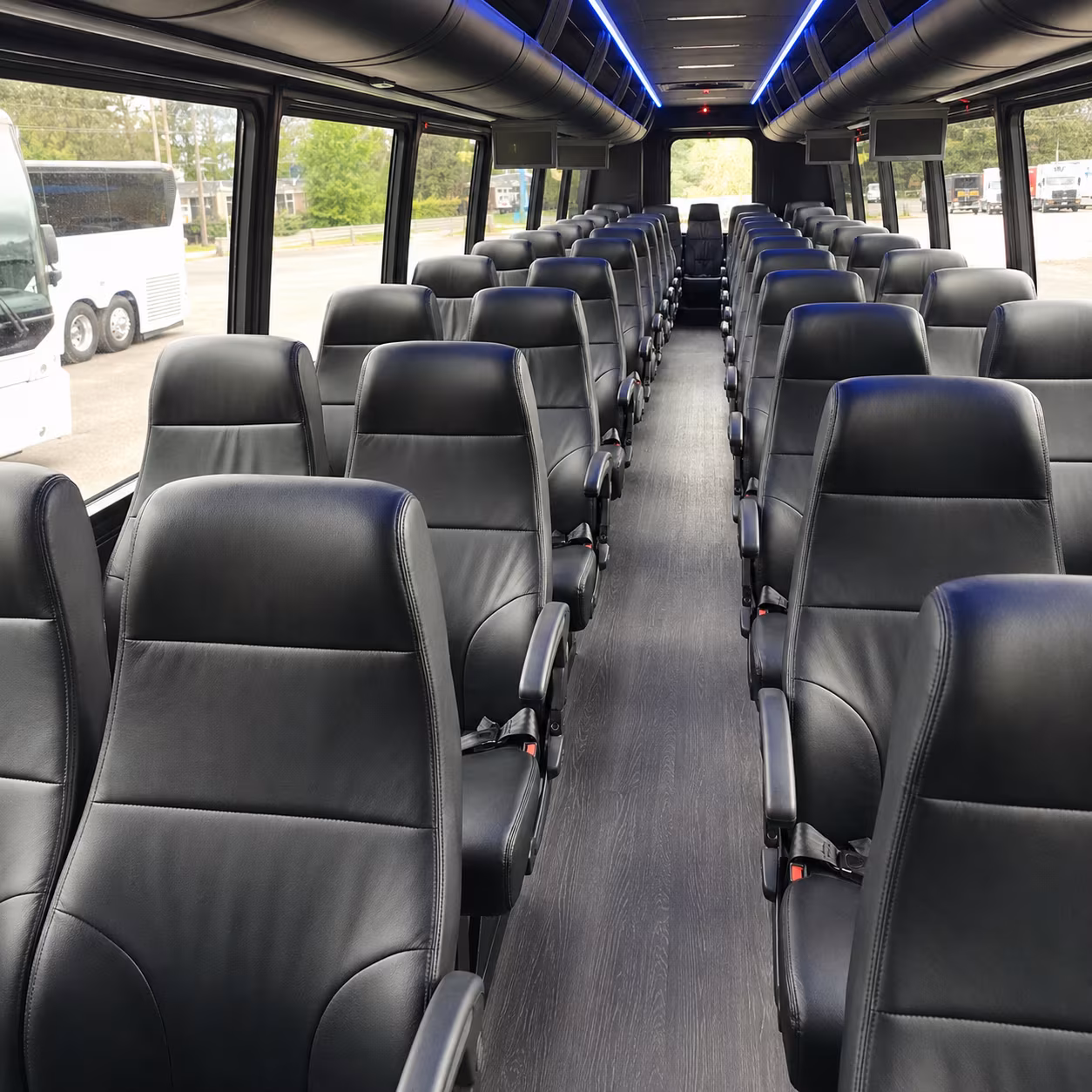 minneapolis book military and government shuttles to and from minneapolis