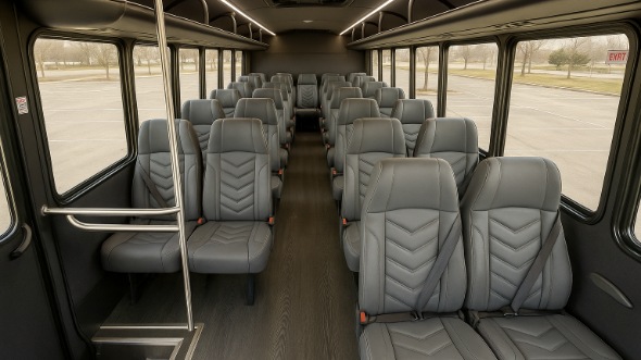 apple valley 28 passenger minibus